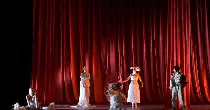 Spettacolo-Teatro